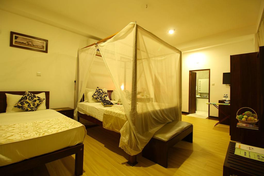 Rock Fort Beach Resort Unawatuna Exteriér fotografie