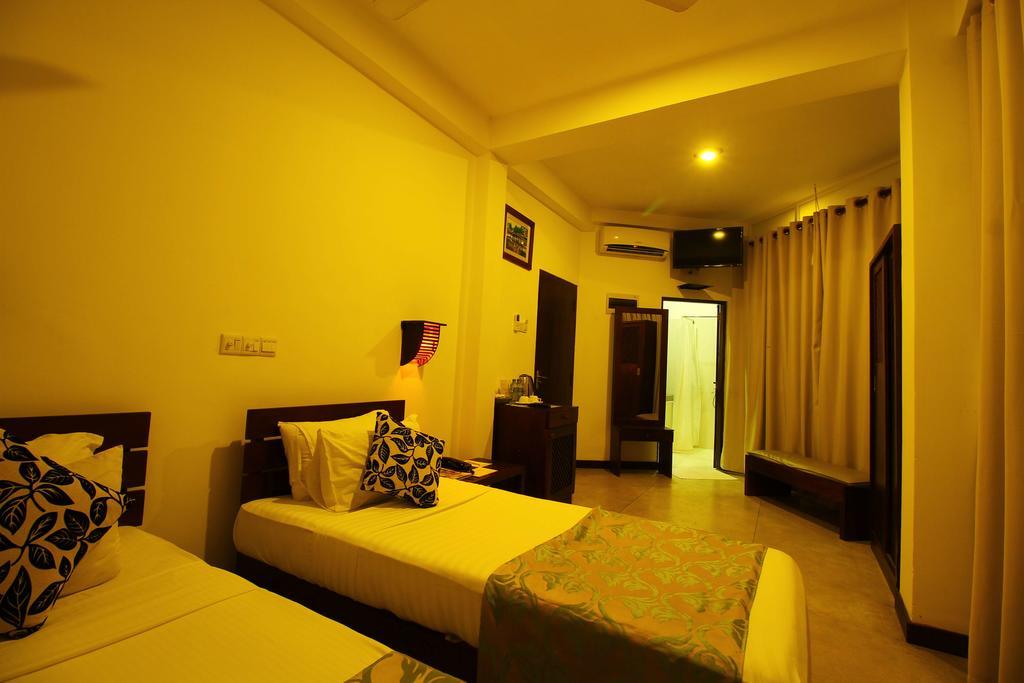 Rock Fort Beach Resort Unawatuna Exteriér fotografie
